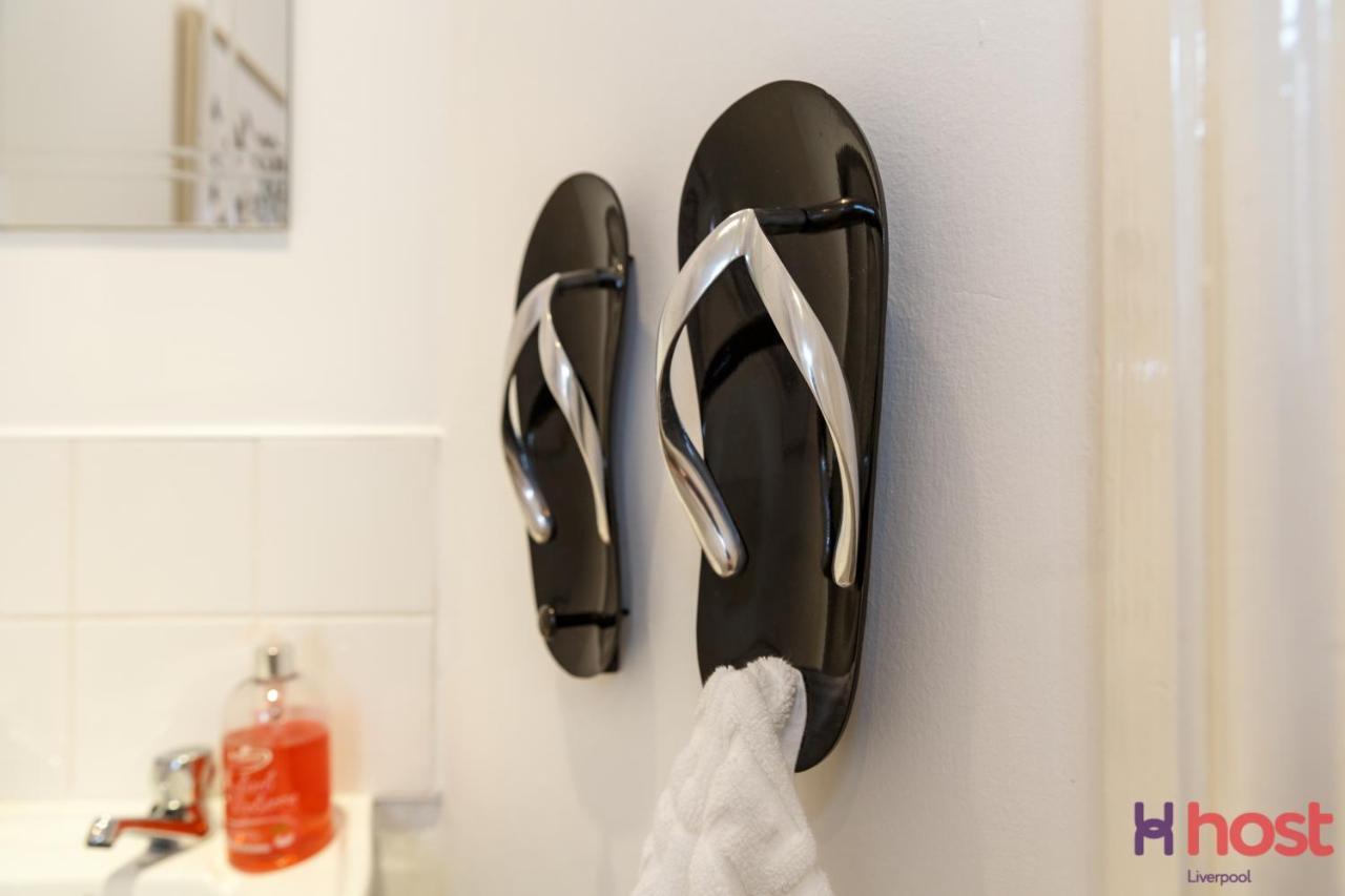 Guest house Host - In A Spacious Coliving And Coworking With Garden, And Parking Close To Centre